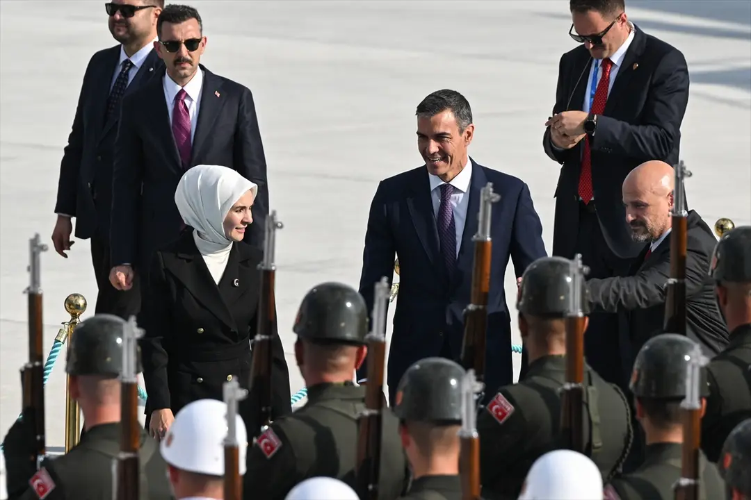 Sanchez: NATO Zirvesi için Ankara'da