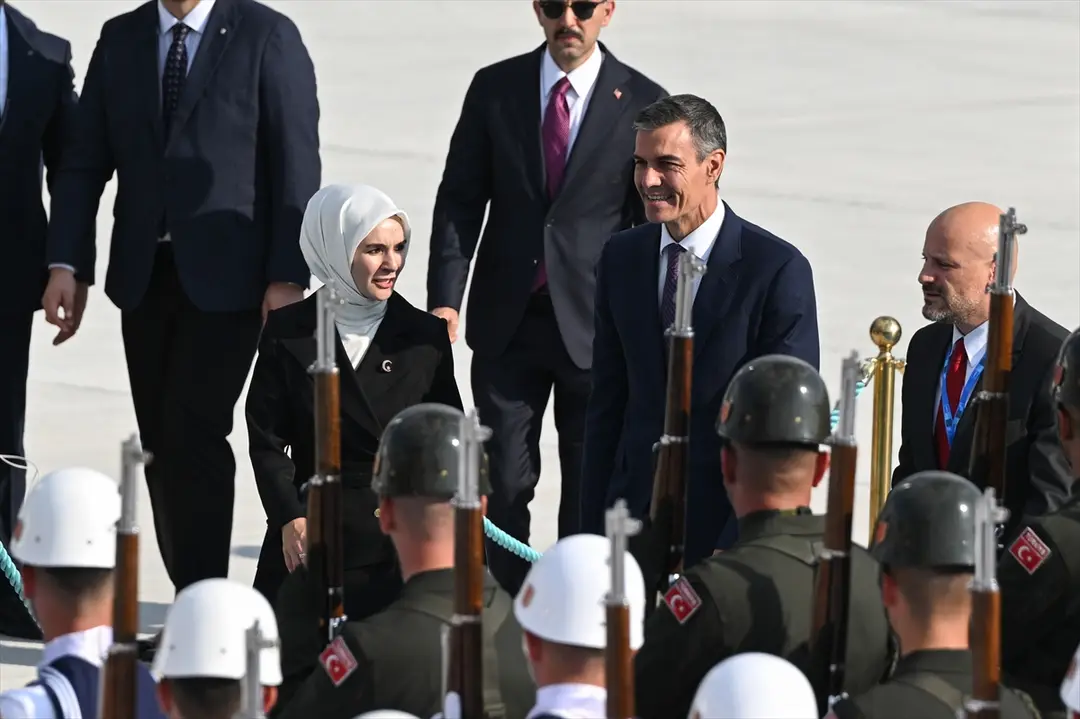 Sanchez: NATO Zirvesi için Ankara'da