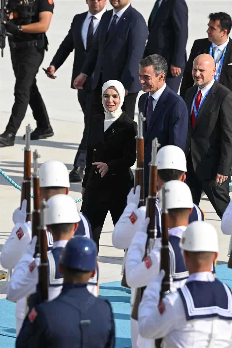 Sanchez: NATO Zirvesi için Ankara'da