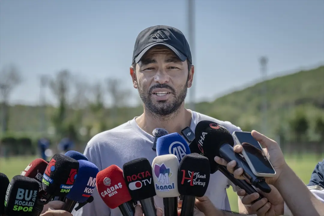 Selçuk İnan, harcama limitleri nedeniyle bazı oyuncularla yolların ayrılacağını açıkladı