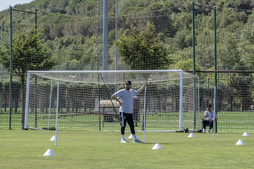 Selçuk İnan, harcama limitleri nedeniyle bazı oyuncularla yolların ayrılacağını açıkladı