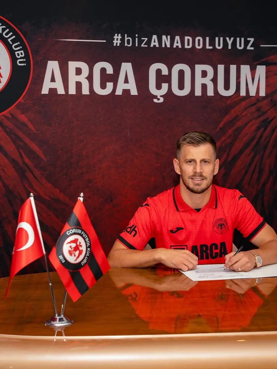 Çorum FK: Ylber Ramadani'yi transfer etti