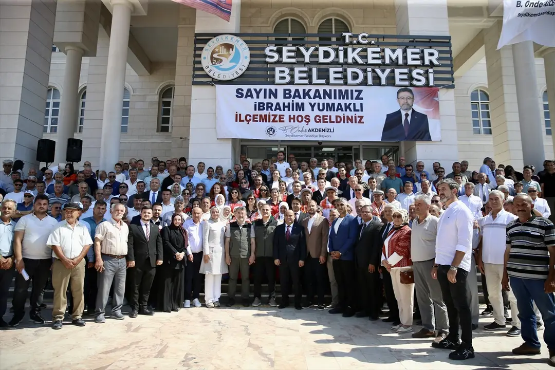 Bakan Yumaklı, Seydikemer Belediyesi ziyaretinde konuştu:
