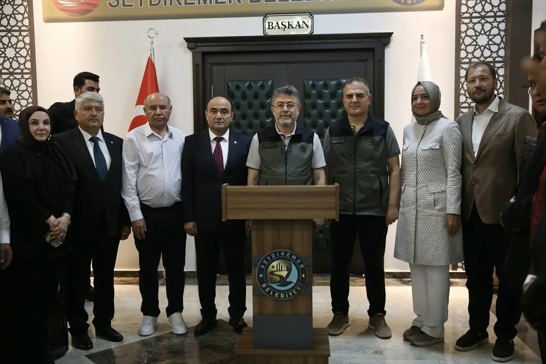 Bakan Yumaklı, Seydikemer Belediyesi ziyaretinde konuştu:
