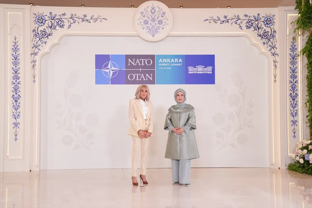 NATO ANKARA ZİRVESİ - Emine Erdoğan, NATO marjında lider eşleriyle Çankaya Köşkü'nde bir araya geldi: