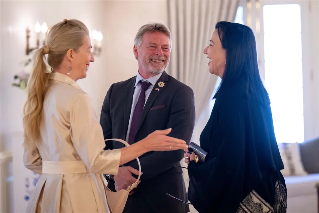 NATO ANKARA ZİRVESİ - Emine Erdoğan, NATO marjında lider eşleriyle Çankaya Köşkü'nde bir araya geldi: