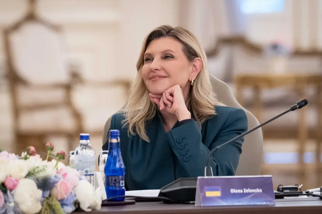 NATO ANKARA ZİRVESİ - Emine Erdoğan, NATO marjında lider eşleriyle Çankaya Köşkü'nde bir araya geldi: