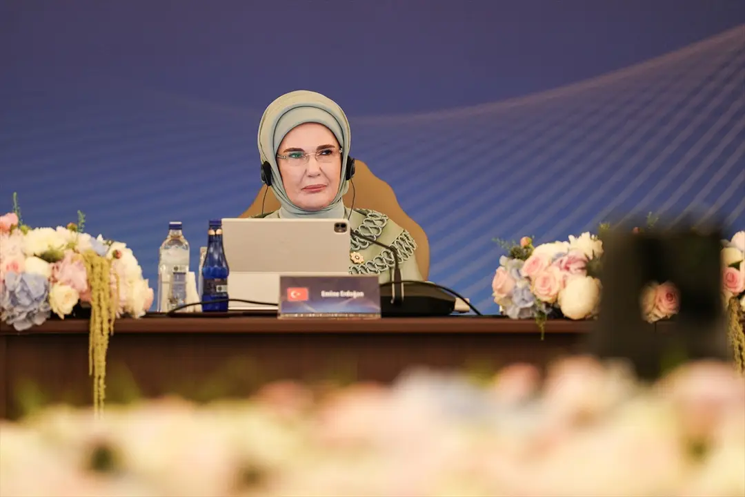 NATO ANKARA ZİRVESİ - Emine Erdoğan, NATO marjında lider eşleriyle Çankaya Köşkü'nde bir araya geldi: