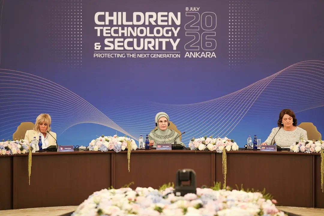 NATO ANKARA ZİRVESİ - Emine Erdoğan, NATO marjında lider eşleriyle Çankaya Köşkü'nde bir araya geldi: