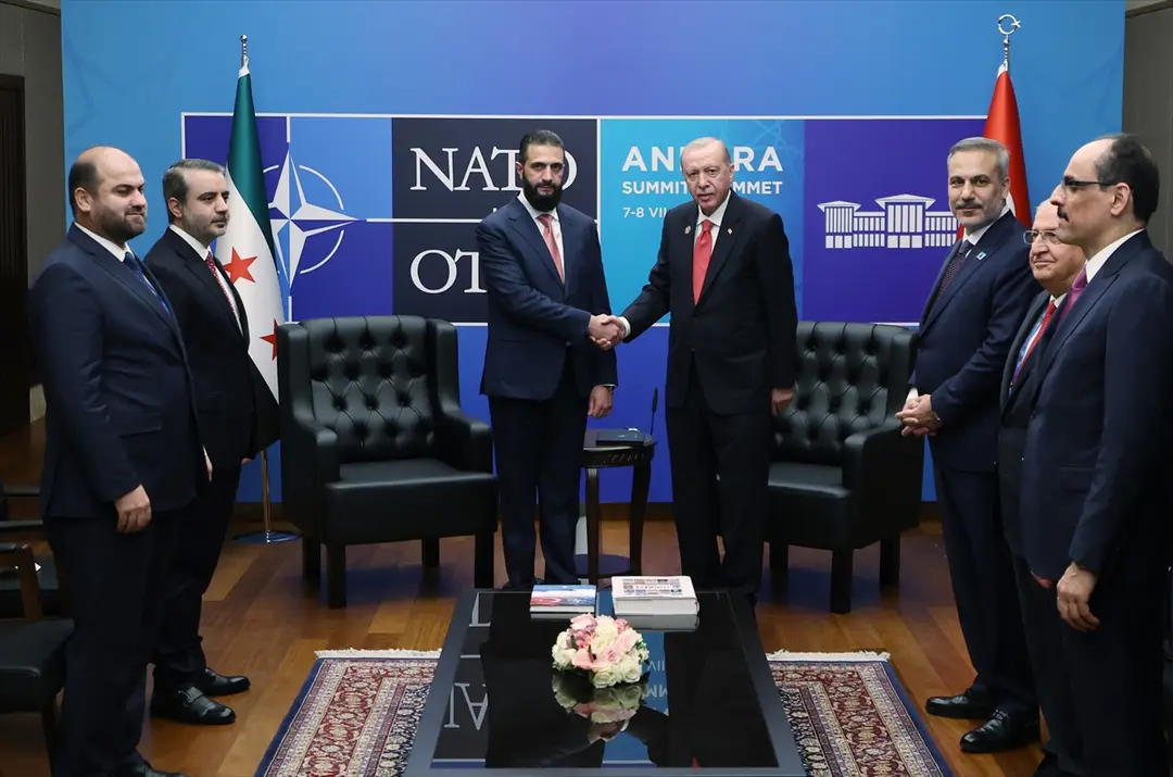 NATO ANKARA ZİRVESİ - Cumhurbaşkanı Erdoğan, Suriye Cumhurbaşkanı Şara ile bir araya geldi