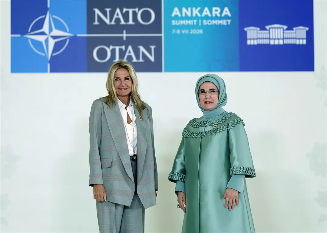 NATO ANKARA ZİRVESİ - Emine Erdoğan, NATO marjında lider eşleriyle Çankaya Köşkü'nde bir araya geldi: