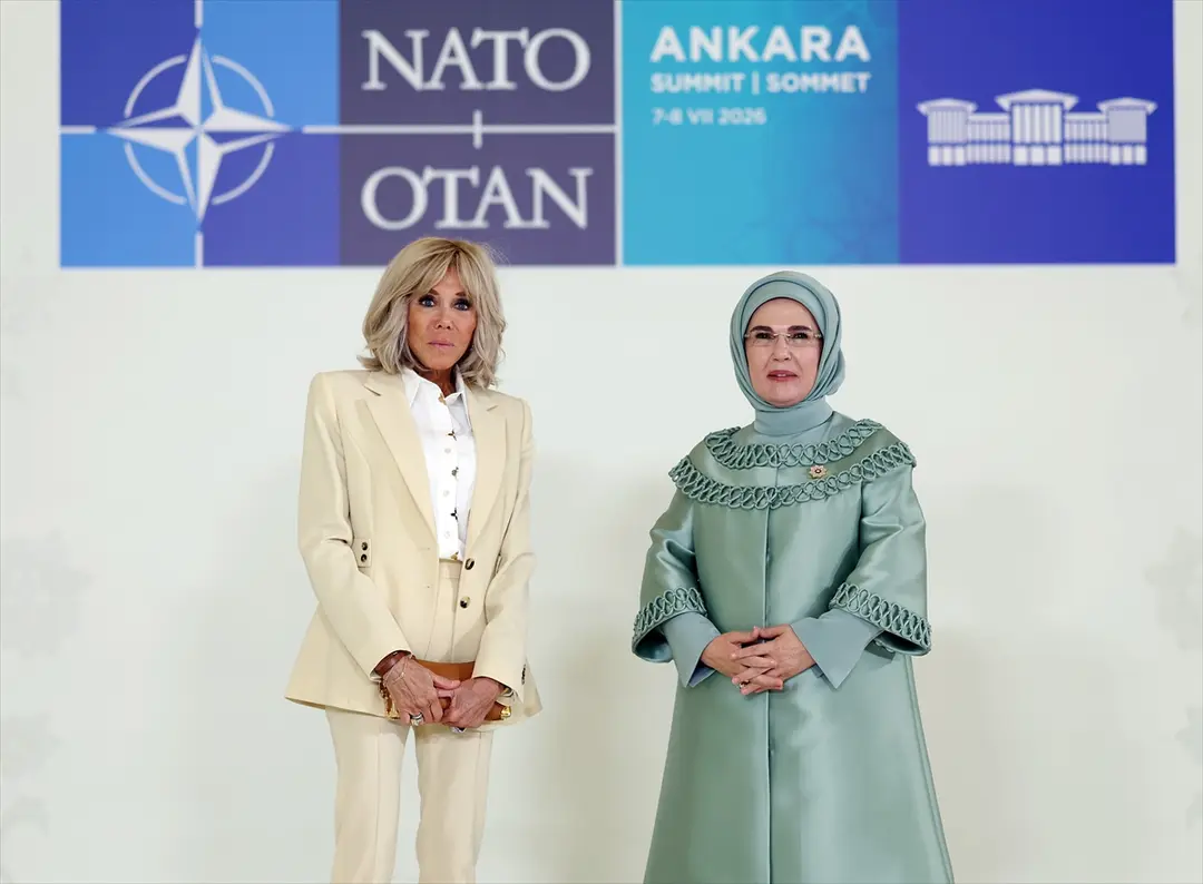 NATO ANKARA ZİRVESİ - Emine Erdoğan, NATO marjında lider eşleriyle Çankaya Köşkü'nde bir araya geldi:
