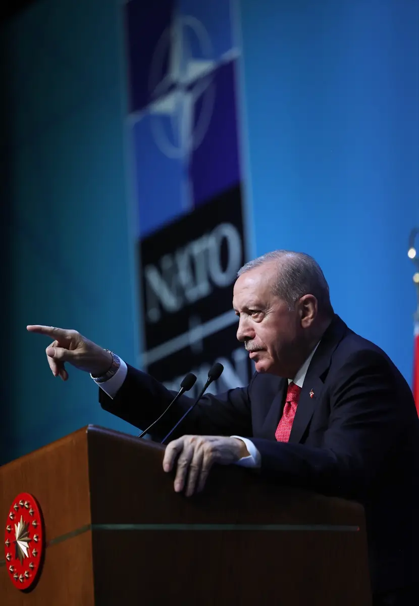 NATO ANKARA ZİRVESİ - Cumhurbaşkanı Erdoğan, NATO Liderler Zirvesi sonrası basın toplantısı düzenledi: (1)