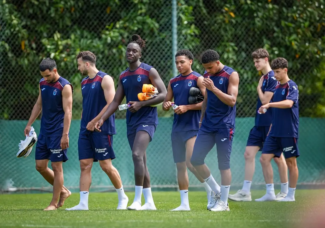 Trabzonspor: Yeni sezona çift antrenmanla hazırlanıyor