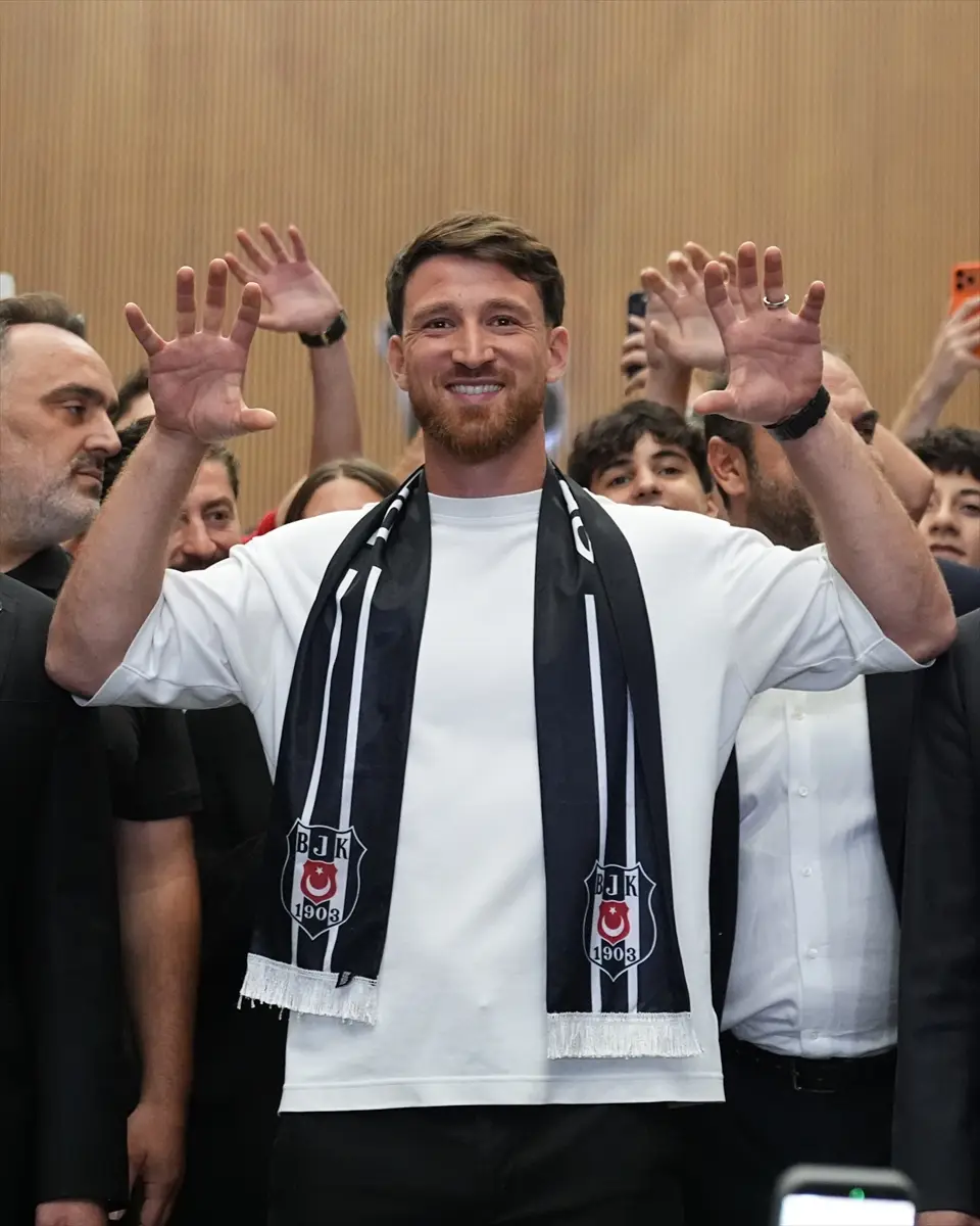 Salih Özcan: Beşiktaş'ta şampiyon olmak istiyorum