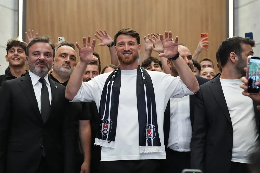 Salih Özcan: Beşiktaş'ta şampiyon olmak istiyorum