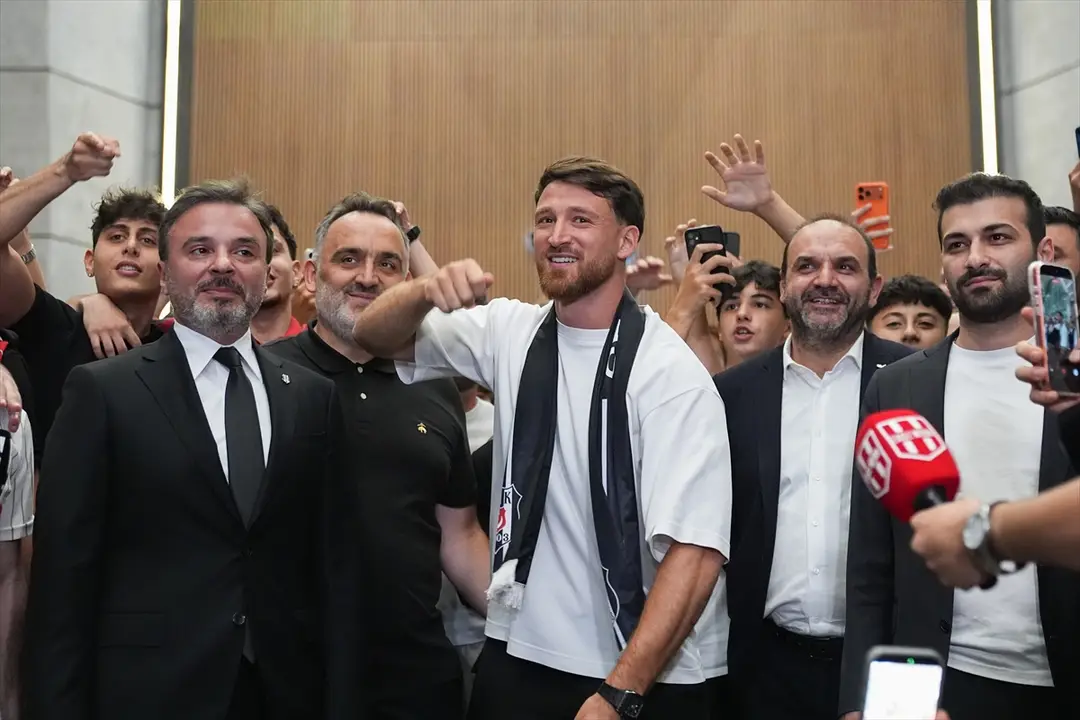 Salih Özcan: Beşiktaş'ta şampiyon olmak istiyorum