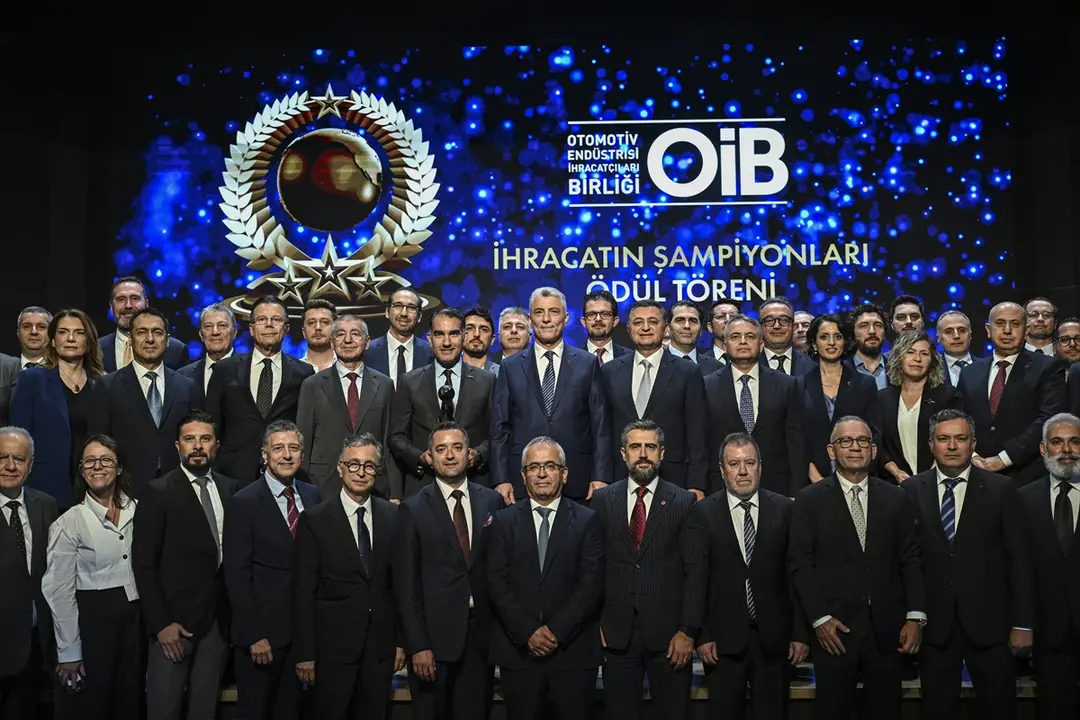 Bakan Bolat: Otomotivde dünya 13.'süyüz