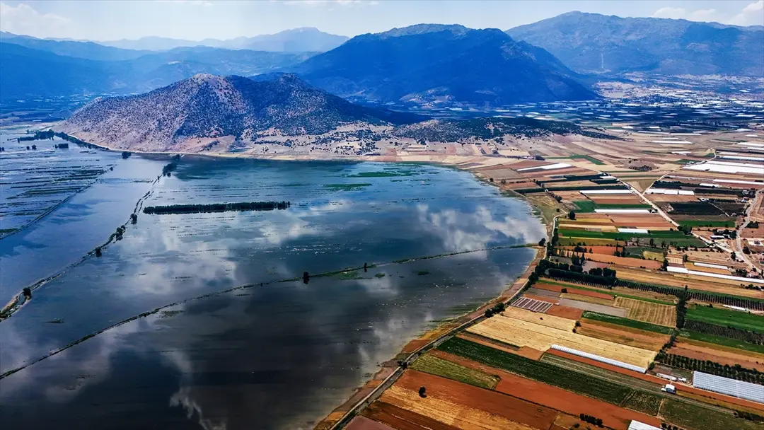 Karagöl temmuzda da su varlığını koruyor