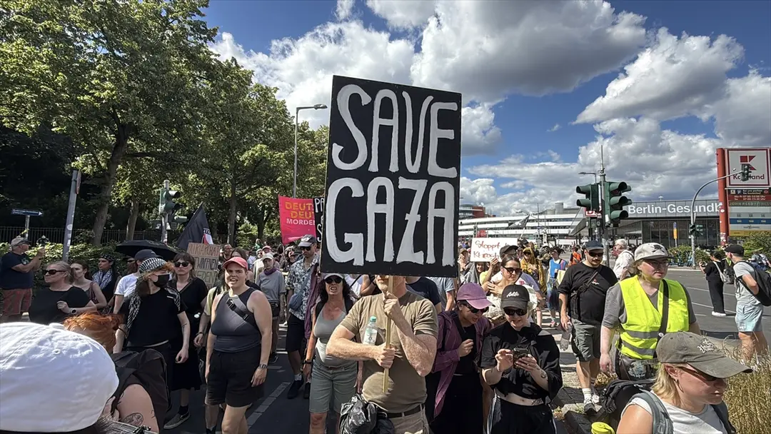 Berlin'de Rheinmetall protestosunda gözaltılar