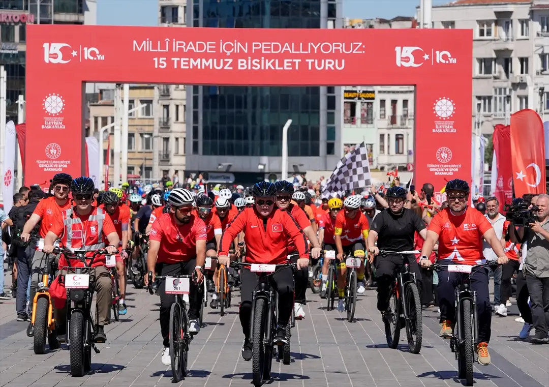 Bakan Bak: 15 Temmuz'da millet iradesi kazandı