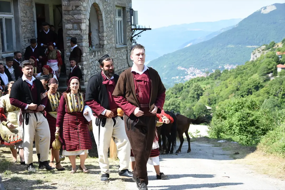 Galiçnik Düğünü: Balkanların asırlık geleneği yaşatılıyor