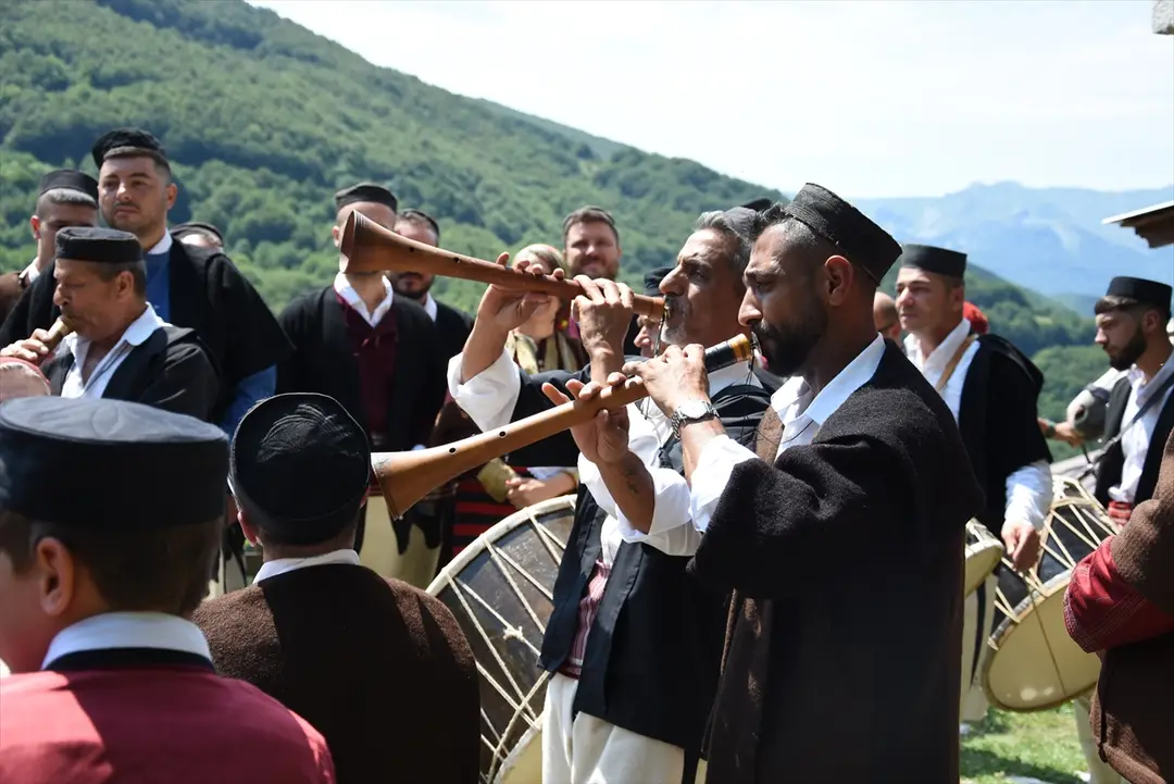 Galiçnik Düğünü: Balkanların asırlık geleneği yaşatılıyor