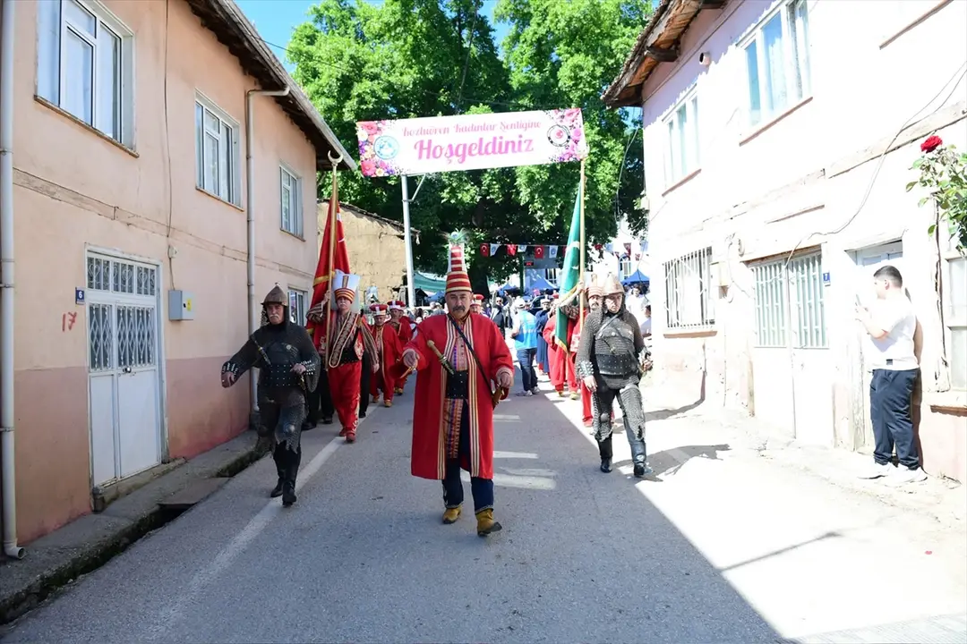 Kozluören'de kadınlar yönetimi devraldı