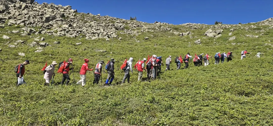 Sivas'ta Yıldız Dağı'na 15 Temmuz şehitleri anısına tırmanış