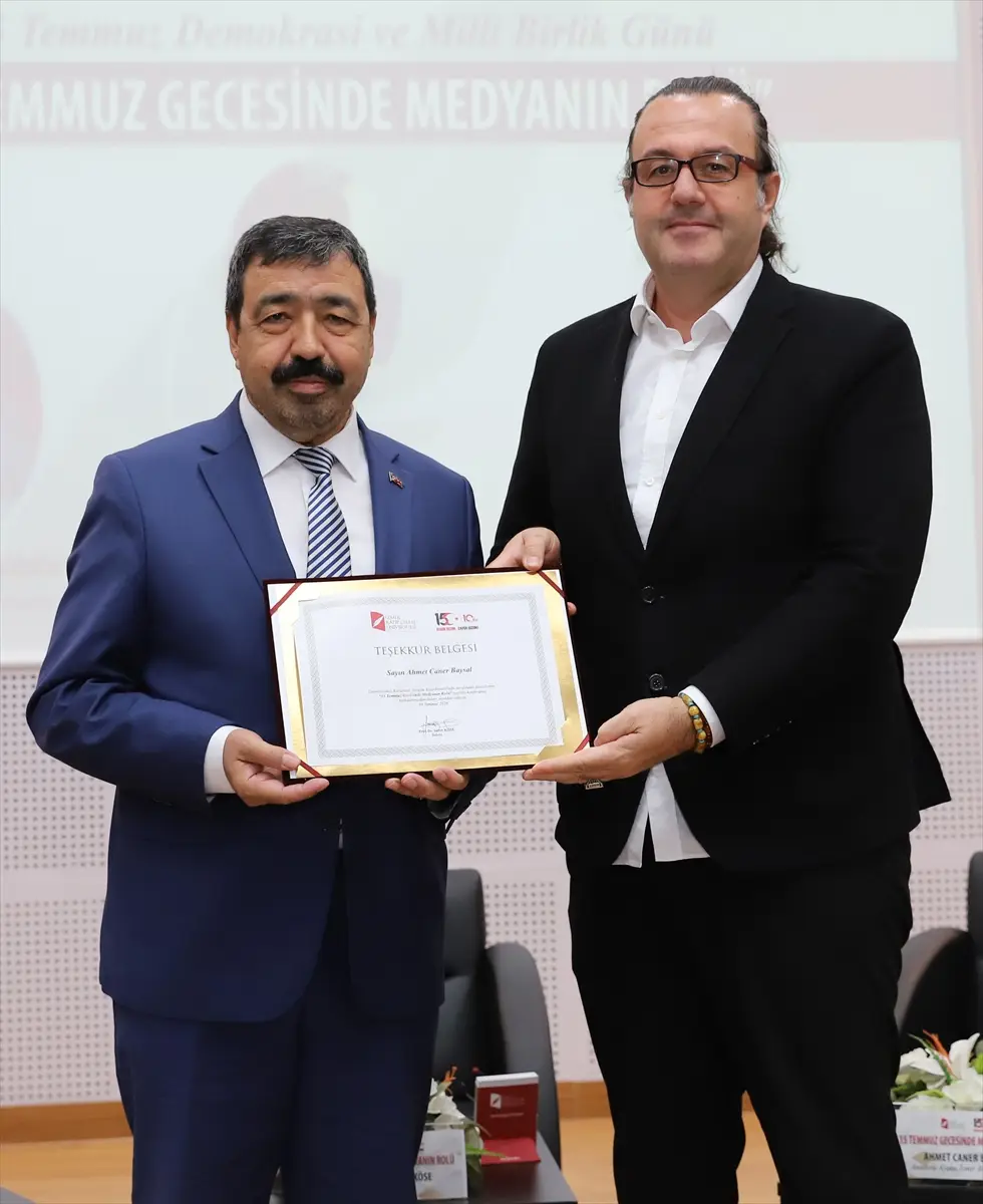 15 Temmuz'da Medyanın Rolü Paneli: Köse'den Açıklamalar