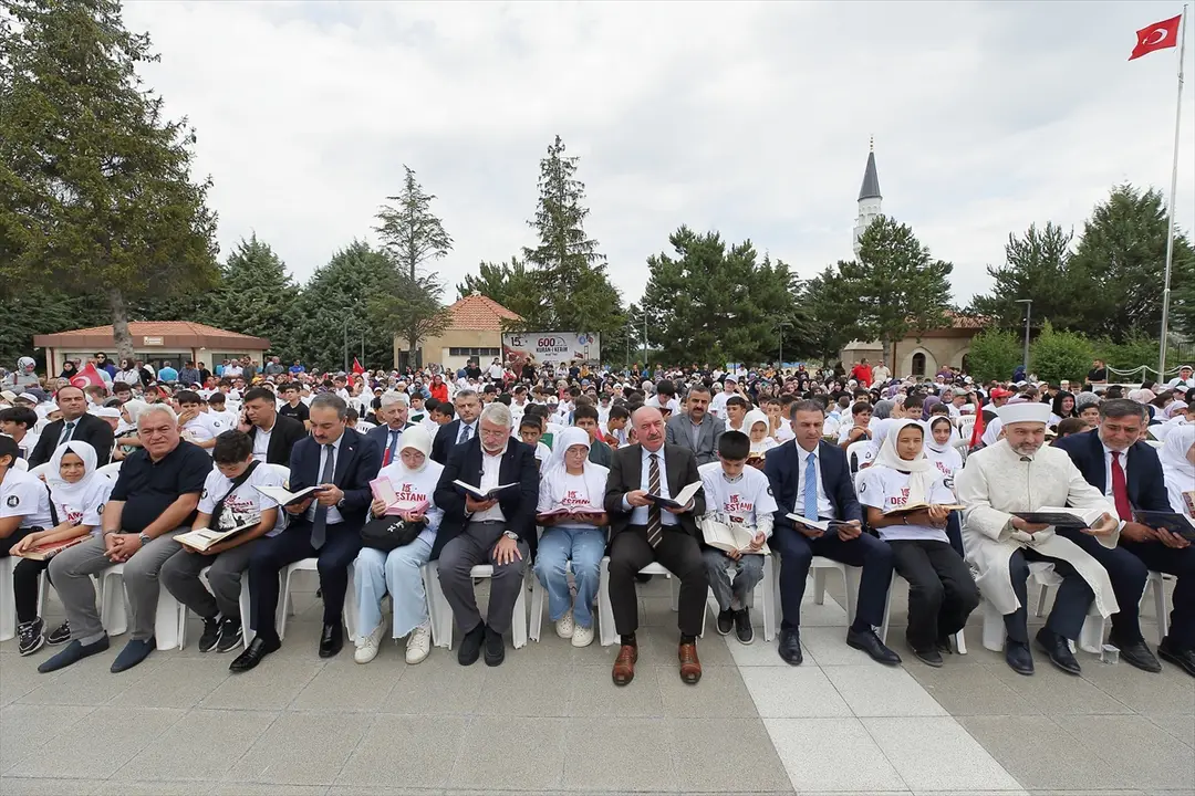 Çorum'da 600 çocukla Kur'an hatmetti