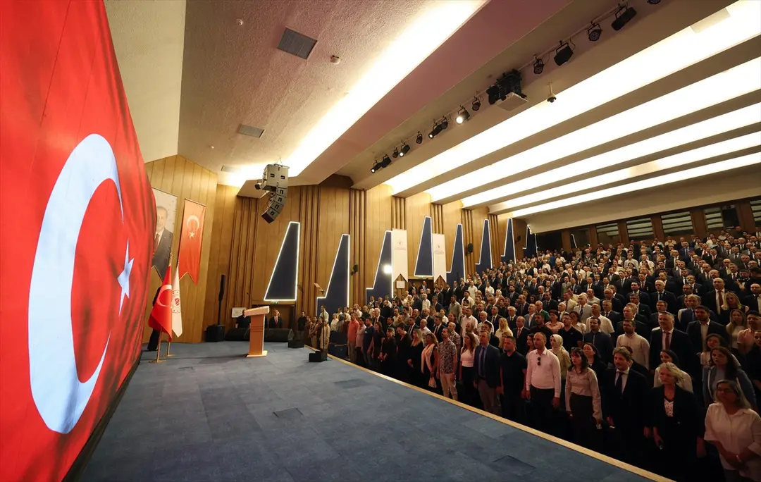 Bayraktar: 15 Temmuz'da dahili ve harici düşmanlarla karşılaştık