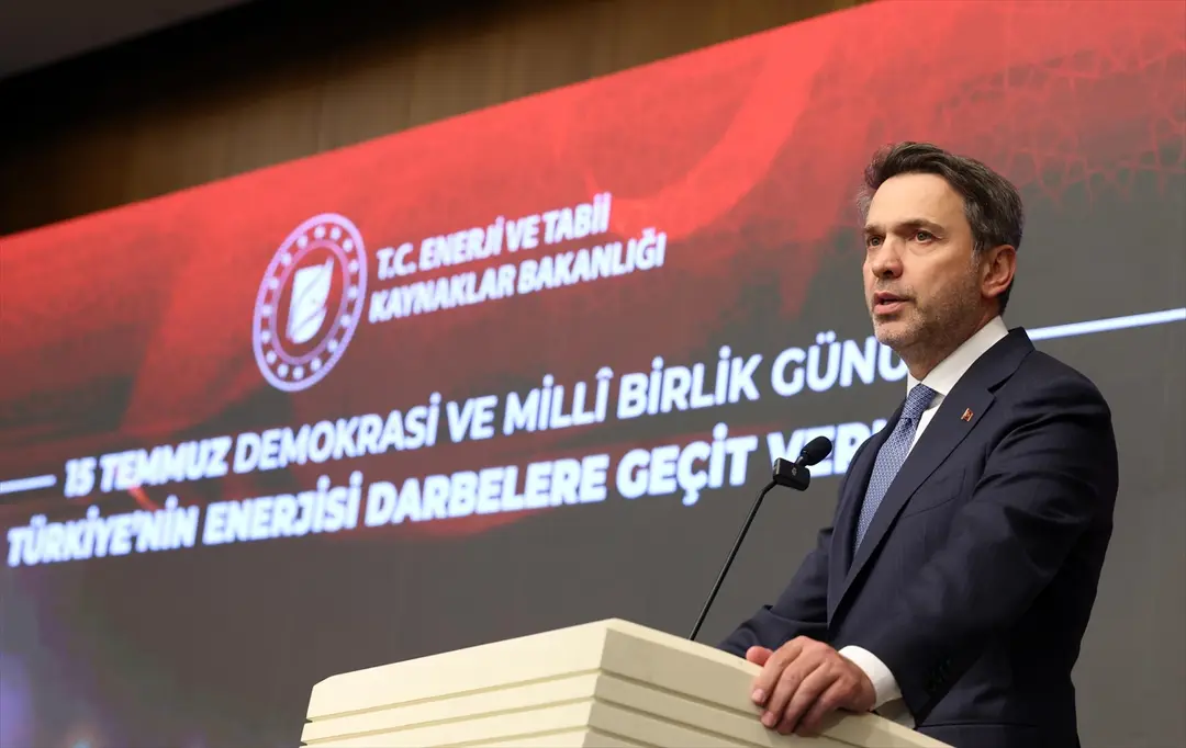 Bayraktar: 15 Temmuz'da dahili ve harici düşmanlarla karşılaştık
