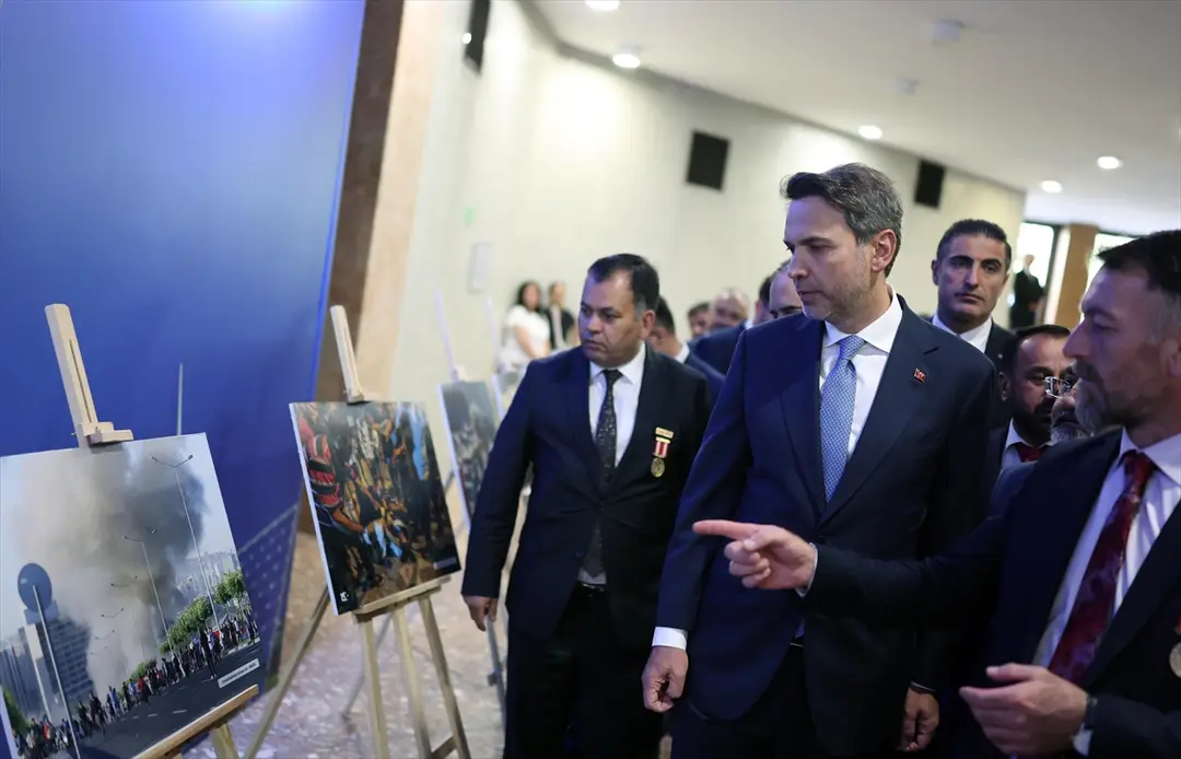 Bayraktar: 15 Temmuz'da dahili ve harici düşmanlarla karşılaştık
