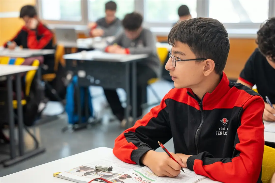 TÜBİTAK Fen Lisesi başvuruları bugün bitiyor