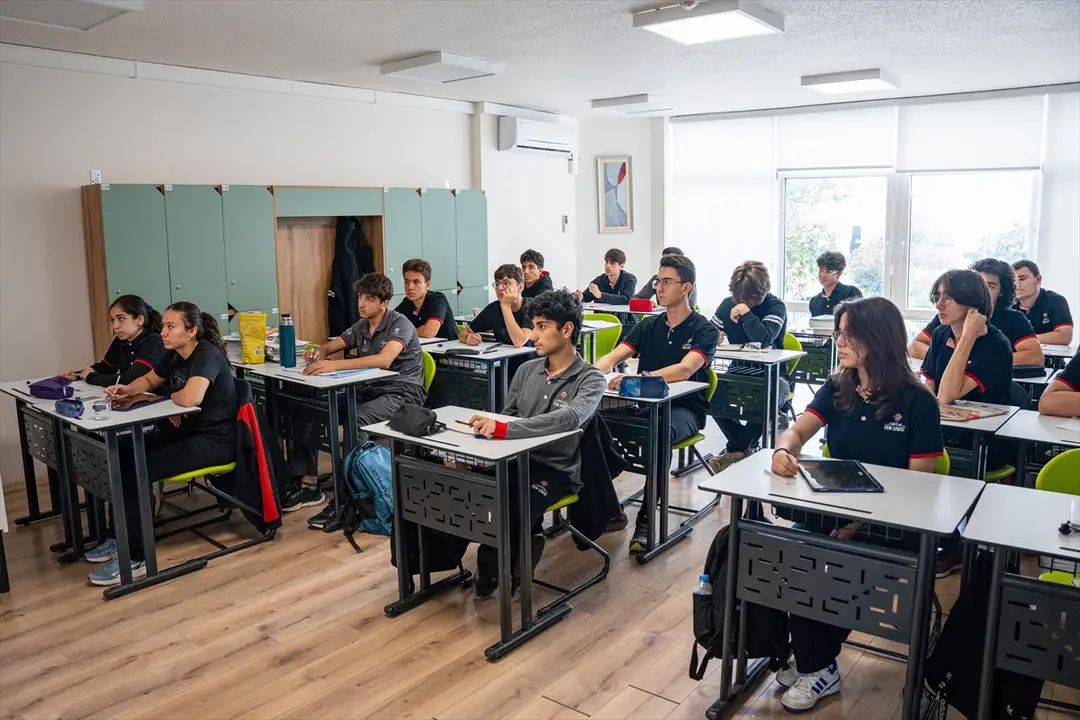 TÜBİTAK Fen Lisesi başvuruları bugün bitiyor