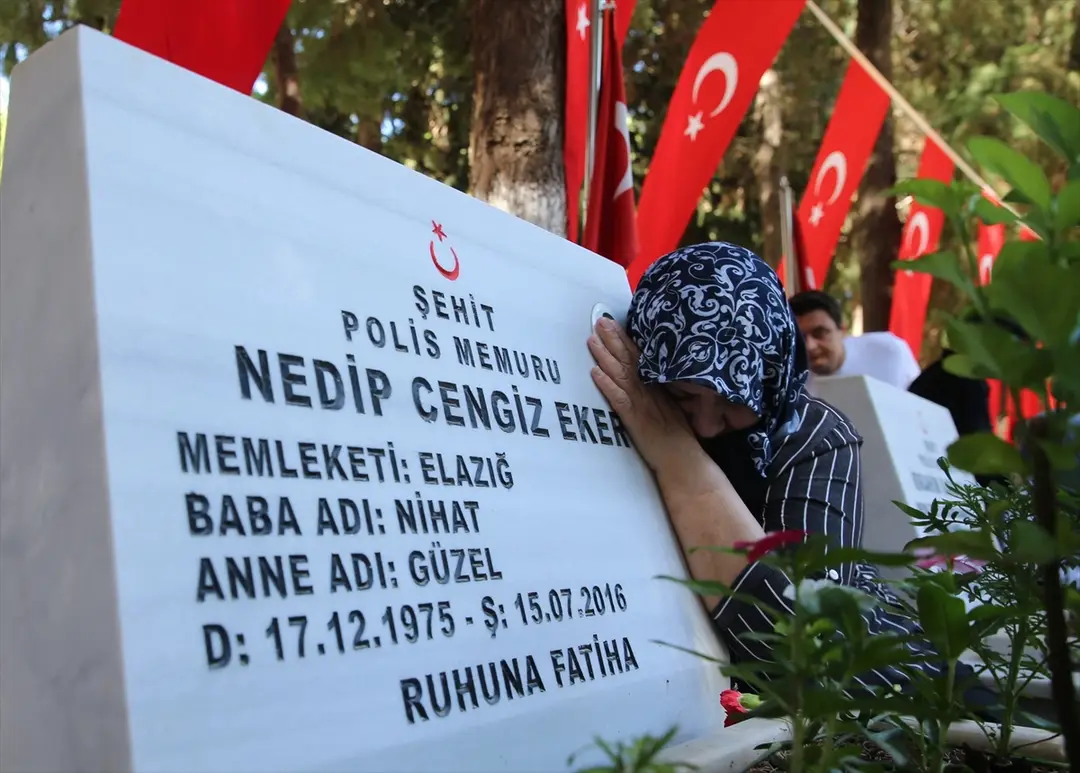 Şehit Eker'in ailesi: Gurur ve acı içindeyiz