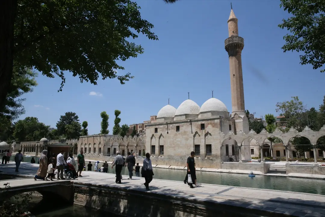 Şanlıurfa: Sıcak hava yaşamı olumsuz etkiliyor