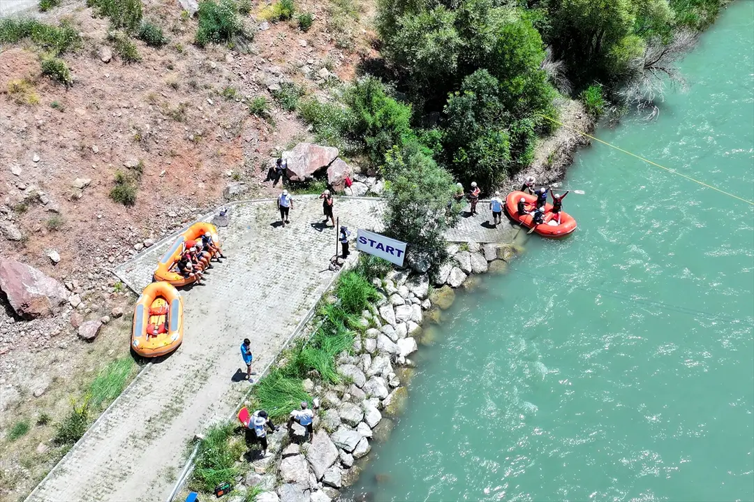 Türkiye Rafting Şampiyonası Van'da Başladı