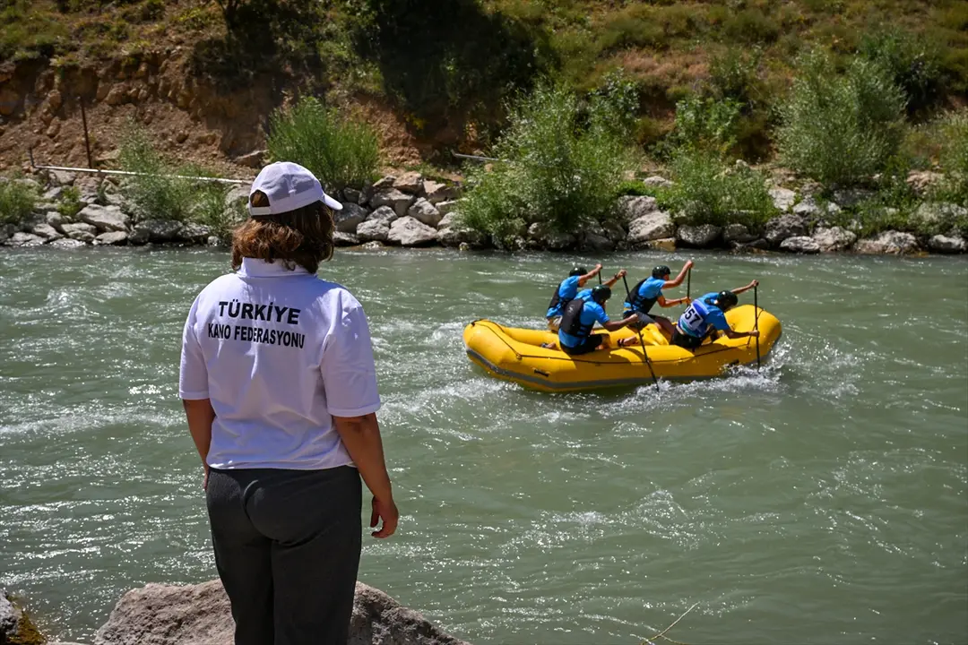 Türkiye Rafting Şampiyonası Van'da Başladı