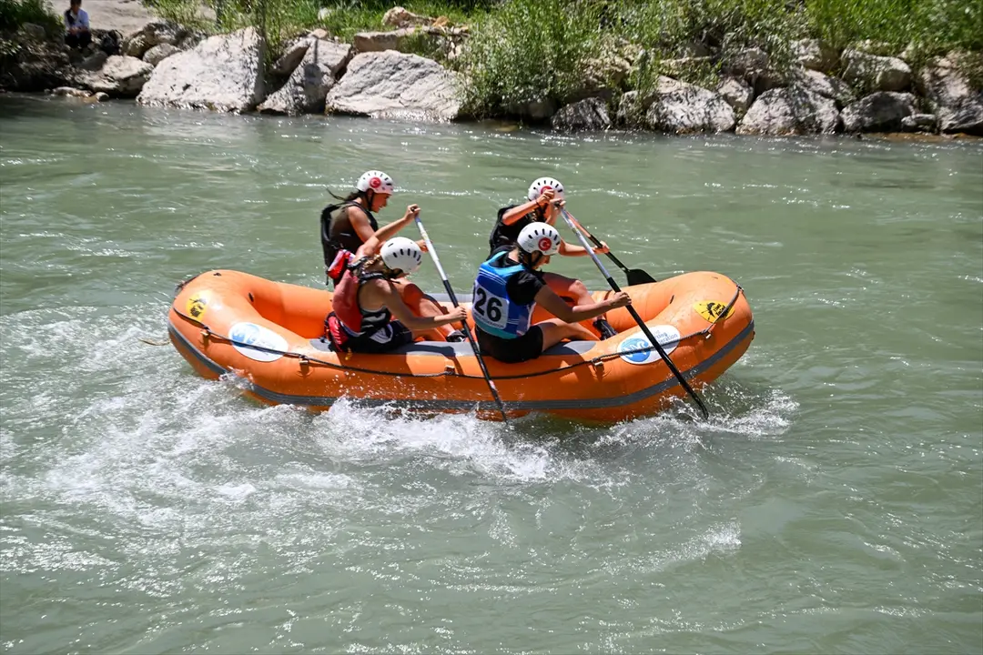 Türkiye Rafting Şampiyonası Van'da Başladı