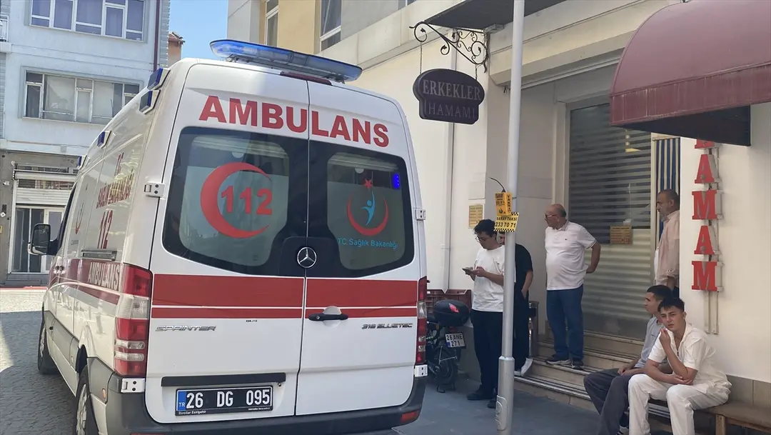 Eskişehir'de hamamda havuzda bulunan kişi hastanede öldü