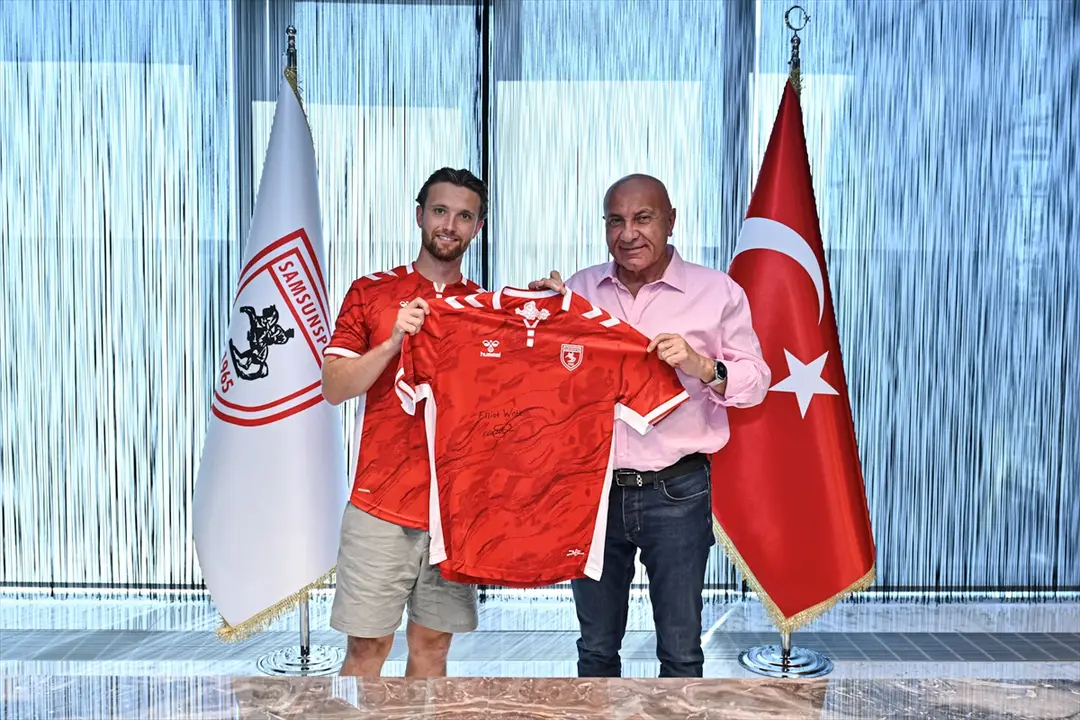 Samsunspor: Elliot Watt ile 4 yıllık sözleşme imzalandı