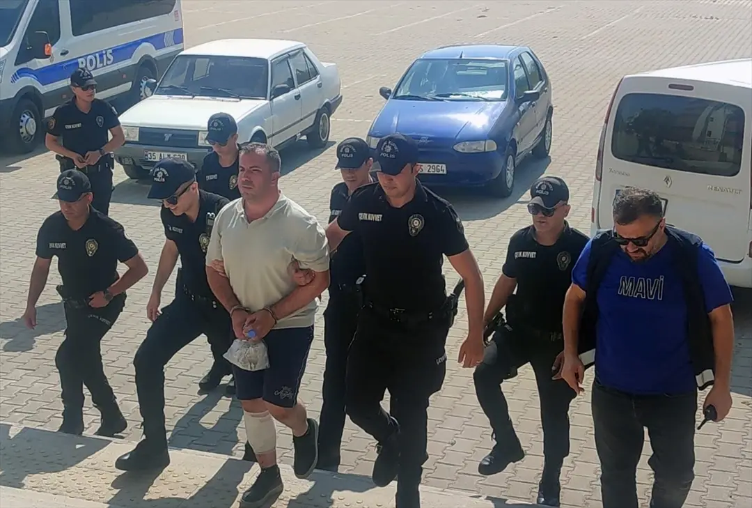 Oğuzhan Gencer nach tödlicher Messerattacke in Izmir beigesetzt
