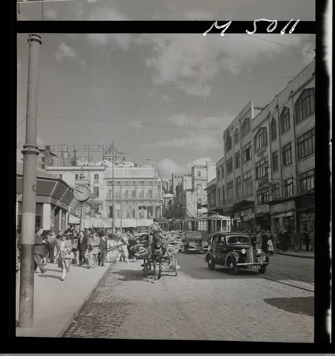 Karl Werner Gullers: 1947 İstanbul fotoğrafları AA arşivinde