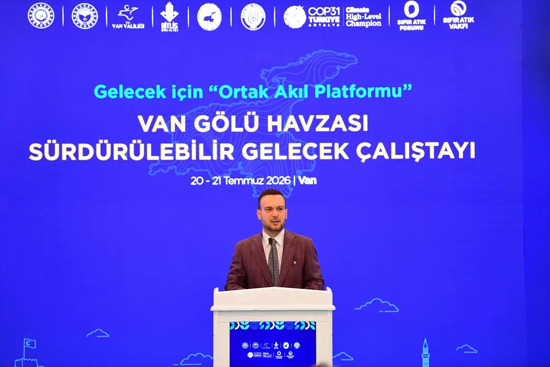 Bakan Yardımcısı Burak Demiralp: Van Gölü tehditlere direniyor