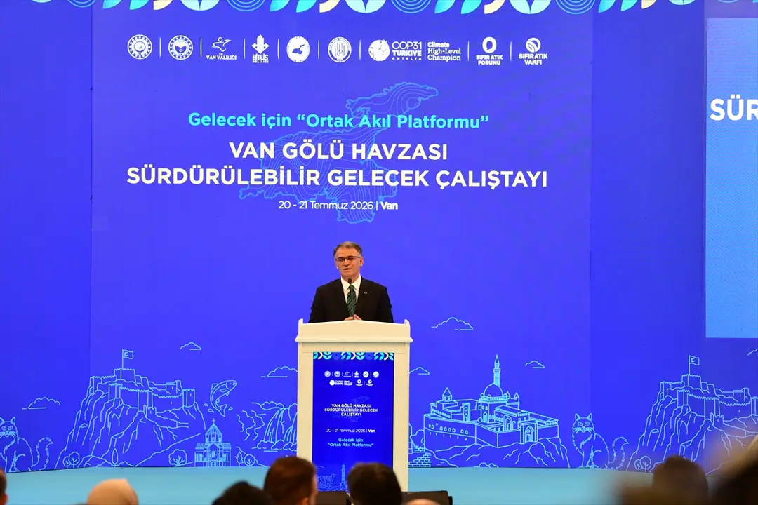 Bakan Yardımcısı Burak Demiralp: Van Gölü tehditlere direniyor