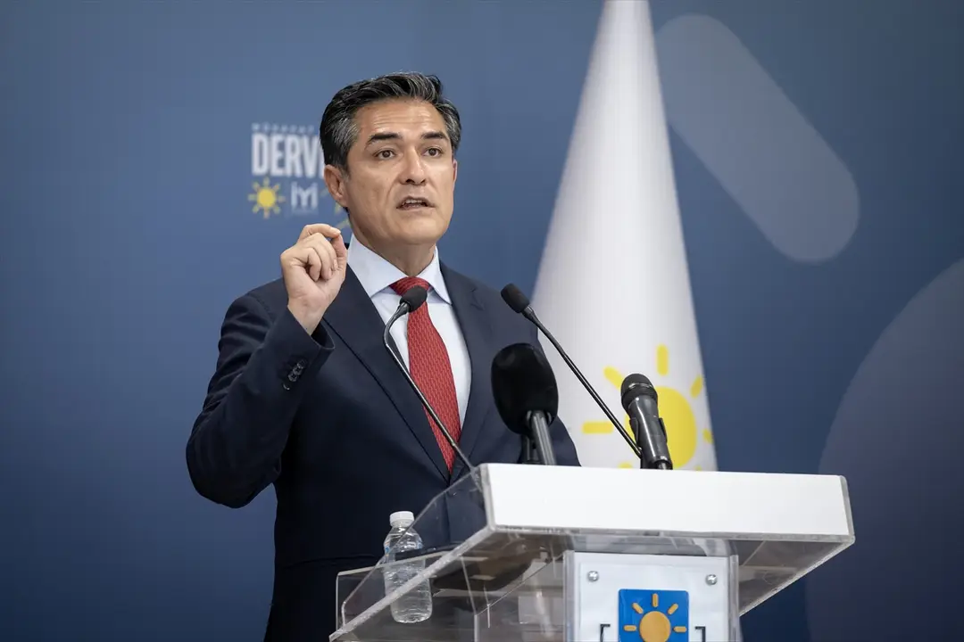 Buğra Kavuncu: Kıbrıs Türk milletinin milli davasıdır