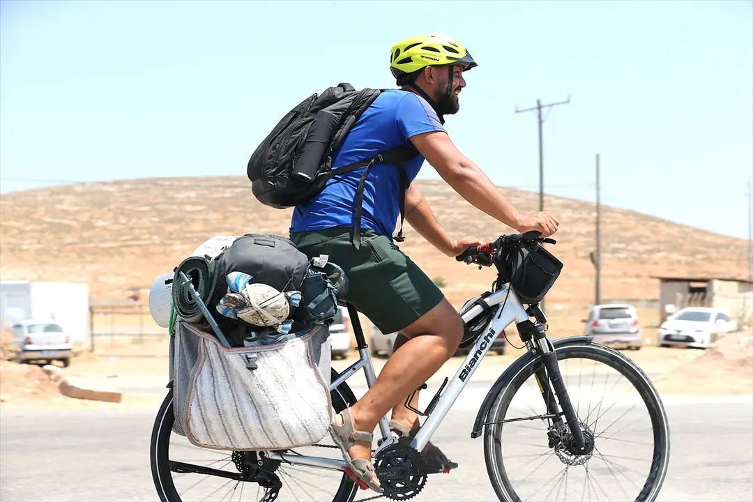 Şubat Beydilli: Kocaeli to Umrah by Bicycle, Enters Syria