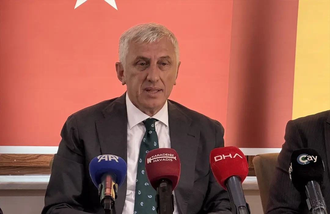Bürgermeister Sarıalioğlu: Ehrenbürgerschaft für Sanchez aus Of